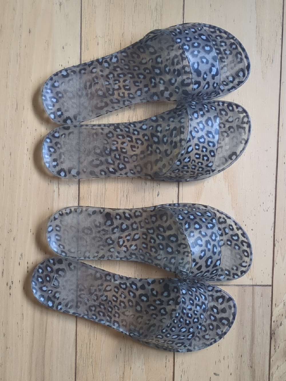 Beach By Matisse Sol Jelly slides in leopard gray, size 9 (2 pairs!)